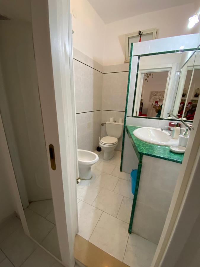 A Casa Di Glo' Lägenhet Porto Torres Exteriör bild